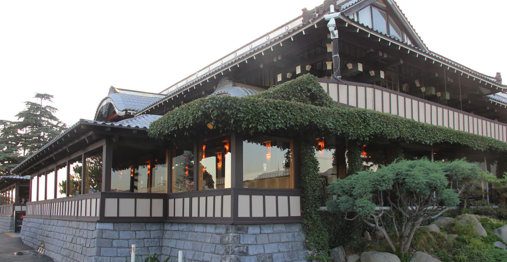 Yamashiro Restaurant