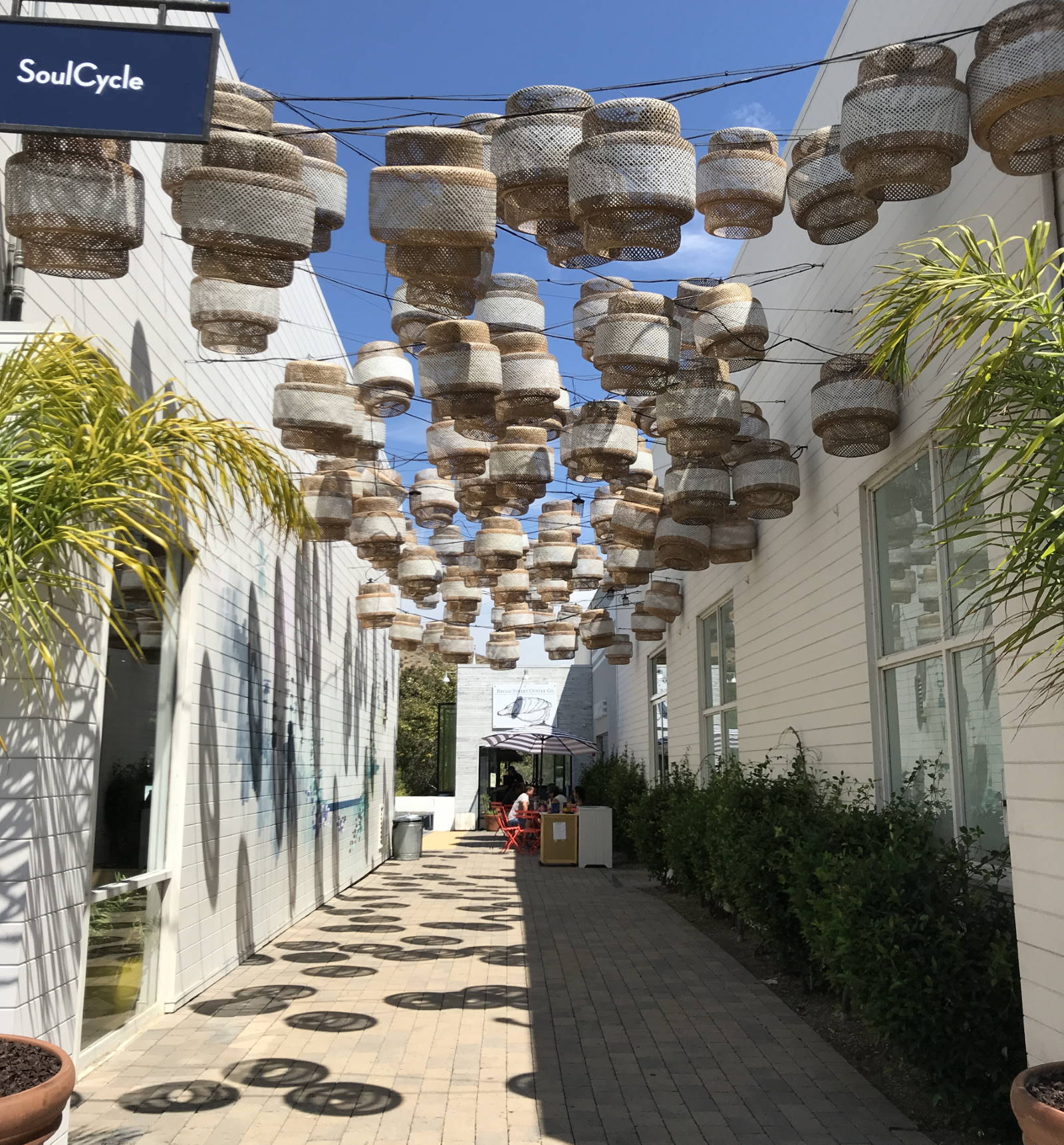 Walkway to the Broad Street Oyster Co.