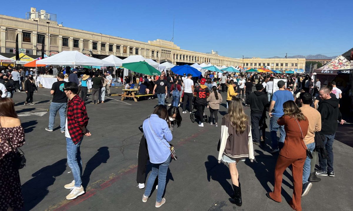 Young crowd at Smorgasburg L.A.